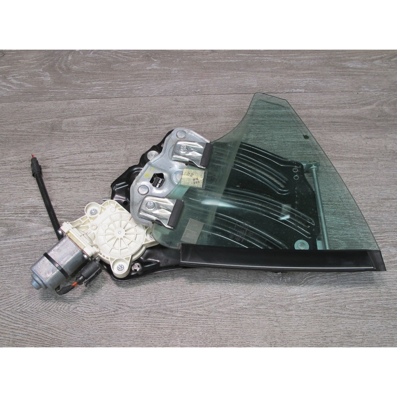 05-11 Mercedes R171 Slk-class Rear Left Quarter Glass Window w Regulator OEM