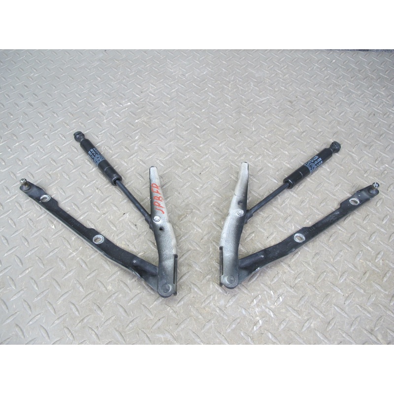 1997-2004 Porsche Boxster 986 Hood Front Left & Right Hinge Support Set of 2
