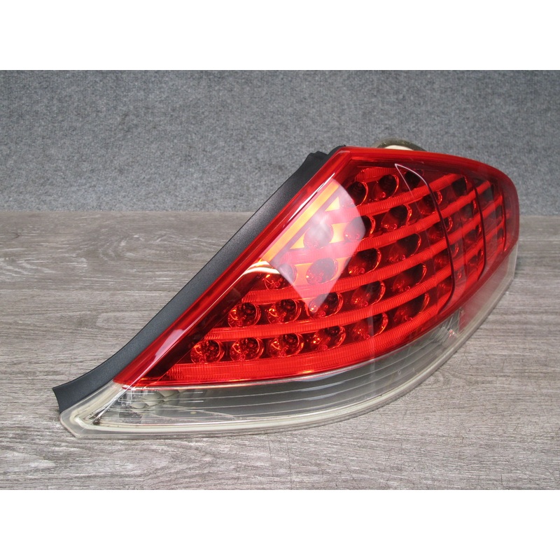2006-2007 BMW E63 E64 Rear Right LED Tail Light Lamp 7170976