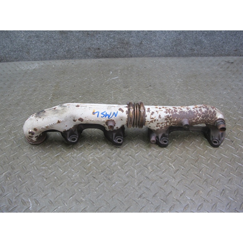 86-89 Mercedes W126 C126 560SEL 560SEC M117 Left Exhaust Manifold OEM
