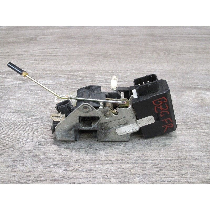 96-02 BMW E36/7 Z3 Right Passenger Door Lock Latch Actuator OEM
