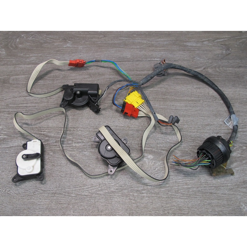 97-03 VW Eurovan T4 A/C Heater Flap Door Actuator Motor Wiring Set OEM