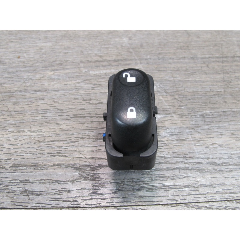 02-05 Ford Thunderbird Left Door Lock Unlock Button Switch OEM