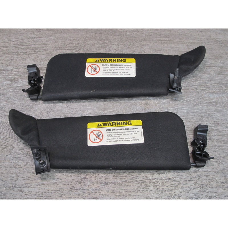 03-05 Ford Thunderbird Set of 2 Front Left & Right Sun Visor OEM