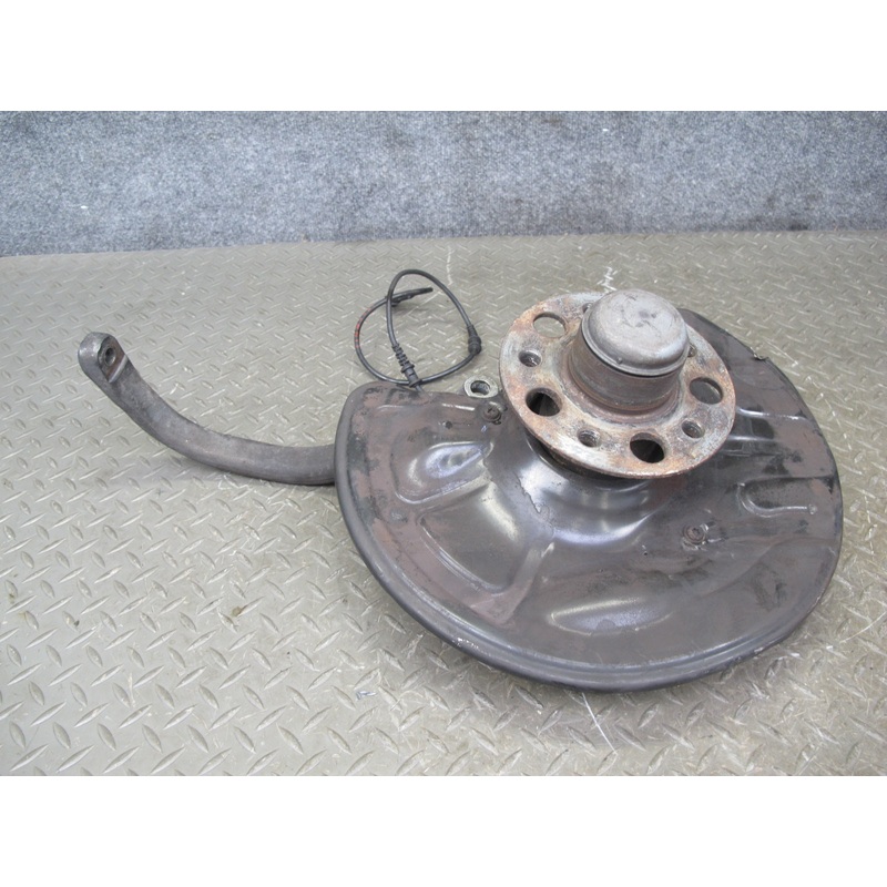 09-12 Mercedes R230 SL550 Front Left Spindle Knuckle Wheel Hub Bearing OEM