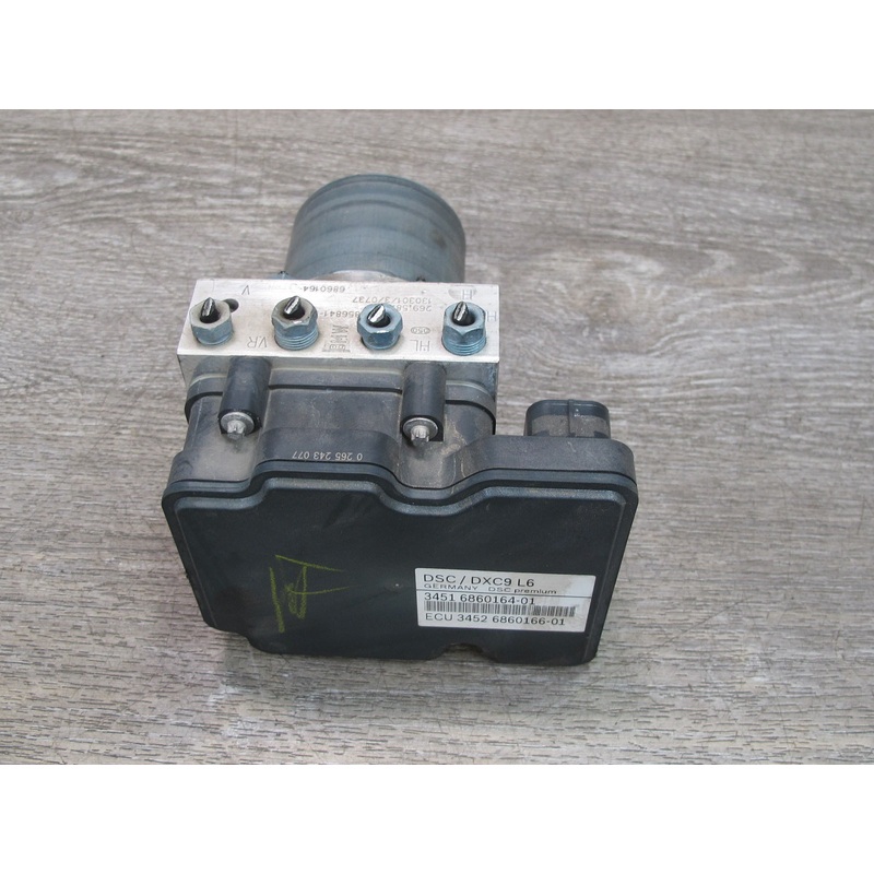11-16 BMW F07 F10 5-SERIES DSC Anti Lock Brake ABS Pump Module 6860164 OEM