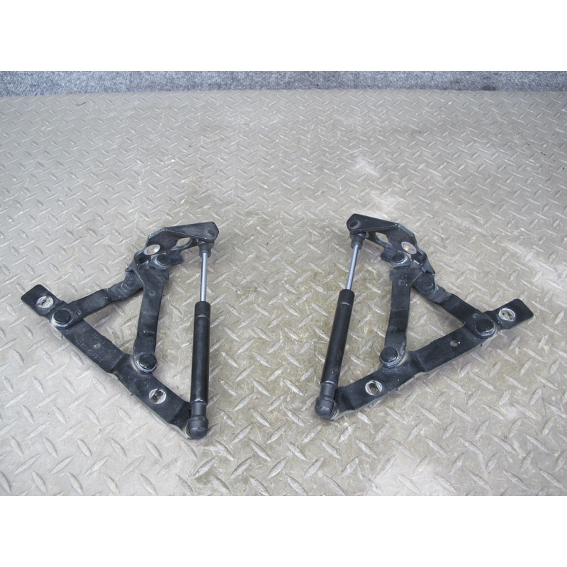 1997-2004 Porsche Boxster 986 Rear Right & Left Side Trunk Lid Hinge Bracket Set