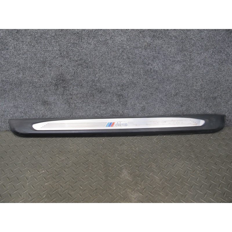 2006-2010 BMW E63 E64 M6 Left Door Illuminated Scuff Sill Plate Trim Panel