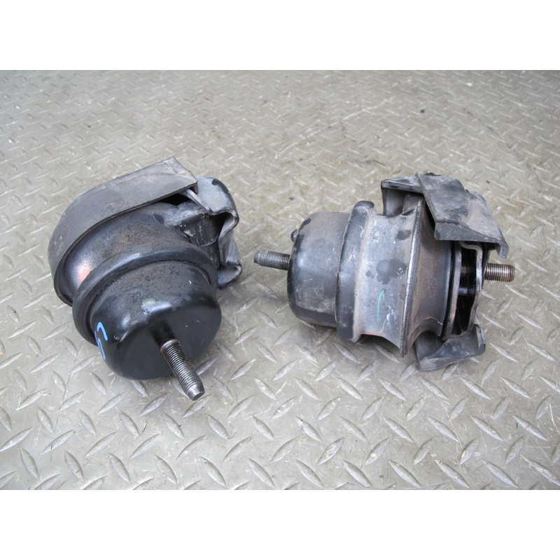 01-06 Lexus LS430 UCF30L Set of 2 Front Left & Right Engine Motor Mount OEM
