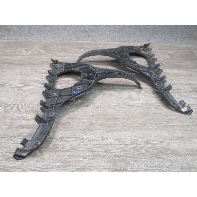 02-05 Ford Thunderbird Set of 2 Rear Bumper Mount Bracket Support OEM