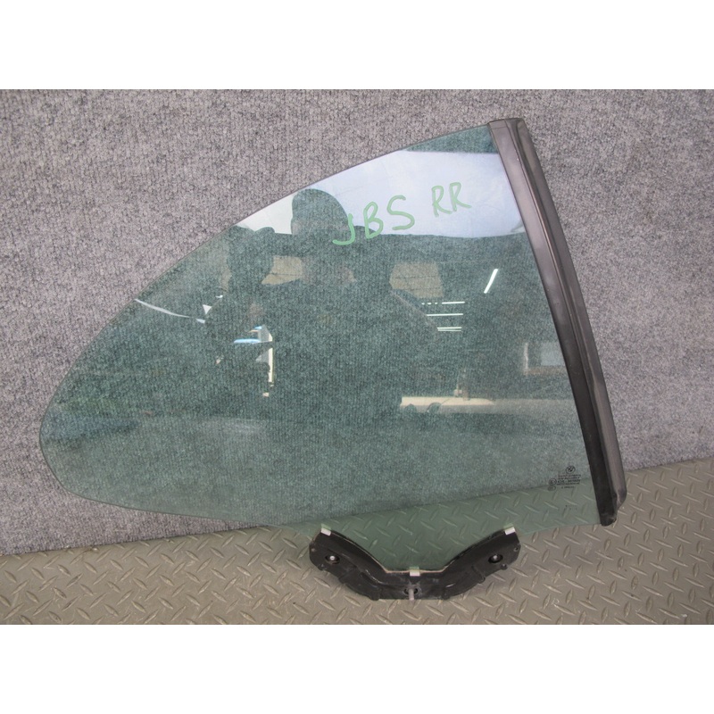 2006-2010 BMW E64 6-SERIES Convertible Rear Right Quarter Glass Window