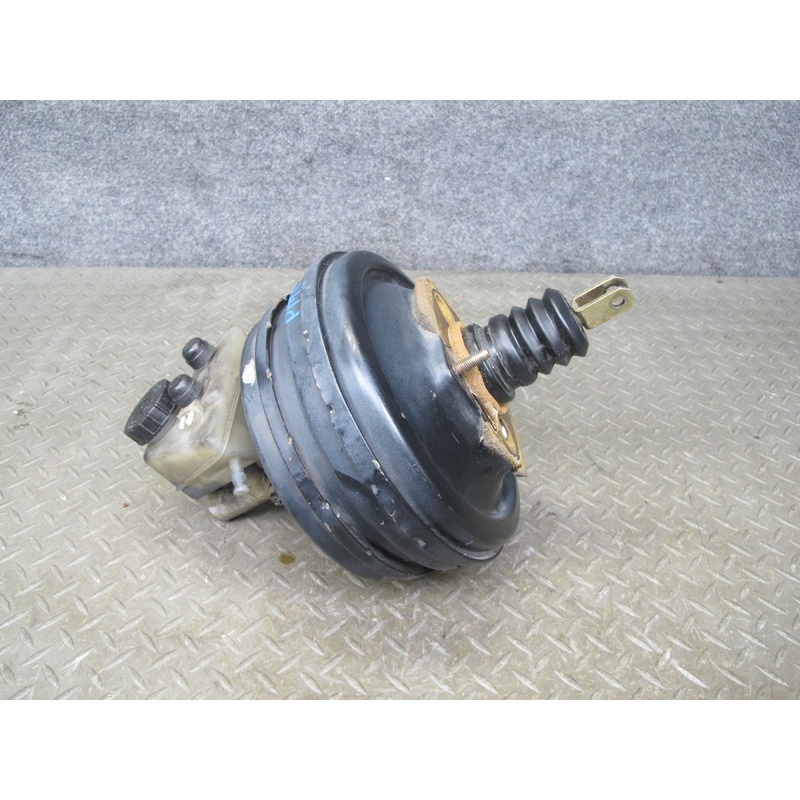 86-91 Mercedes W126 C126 Brake Master Cylinder Booster Fluid Reservoir OEM
