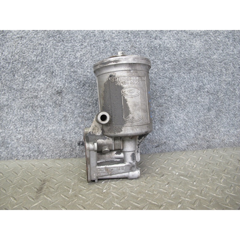 86-91 Mercedes W126 C126 M117 Engine Oil Filter Housing 0011846525 OEM