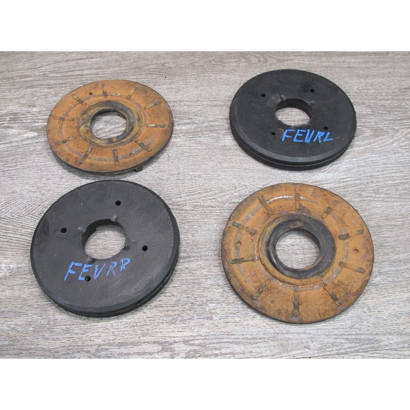 99-03 VW Eurovan T4 Set of 4 Front & Rear Coil Spring Bushing Mount OEM