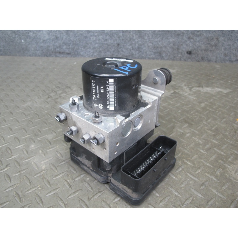 2008-2010 Porsche Cayenne 957 ABS Anti-lock Brake Pump Module Unit