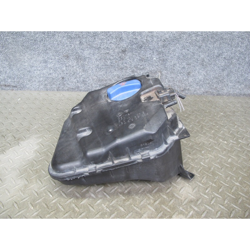 2008-2010 Porsche Cayenne 957 GTS 4.8L Engine Coolant Overflow Expansion Tank