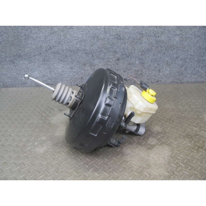2008-2010 Porsche Cayenne 957 Power Brake Booster W/ Master Cylinder