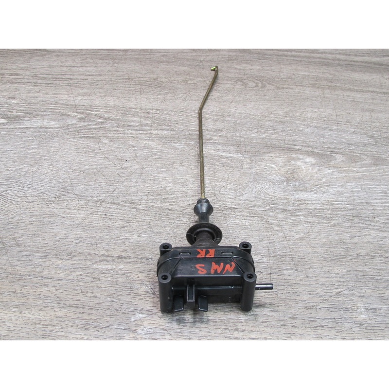 86-91 Mercedes W126 Rear Right Door Lock Latch Actuator OEM