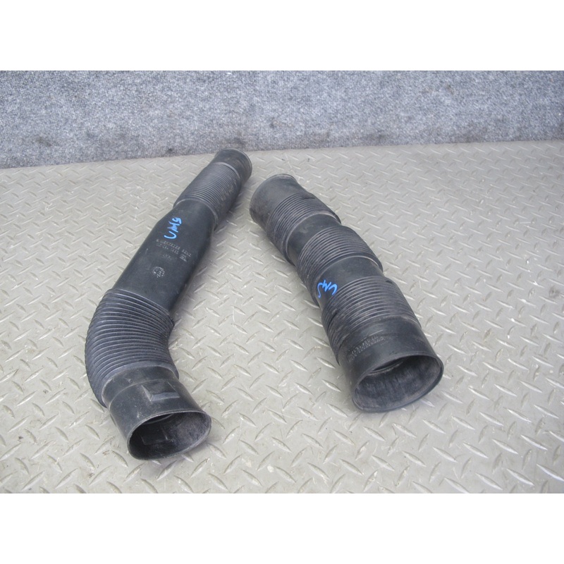 86-91 Mercedes W126 Set of 2 Air Intake Hose Pipe Line OEM