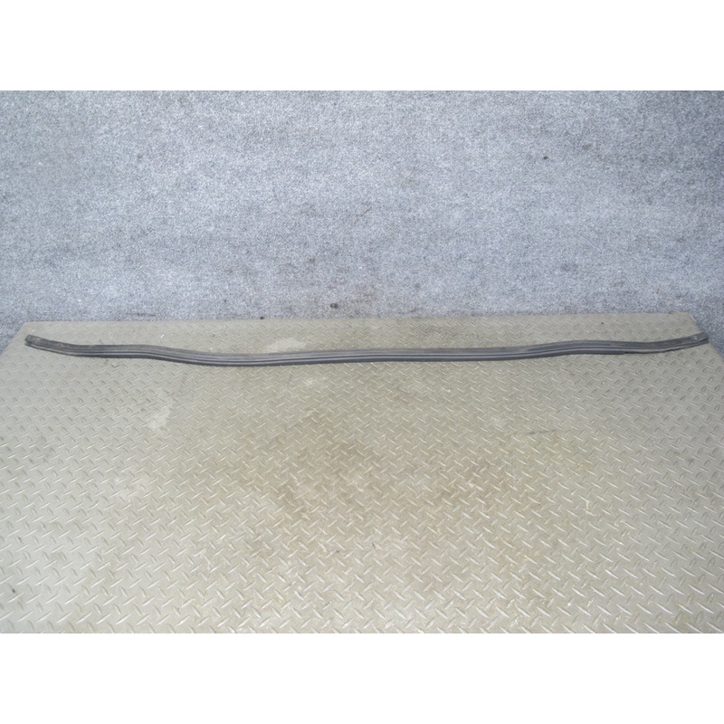 92-96 Lexus UZZ30L SC300 SC400 Front Hood Weatherstrip Rubber Seal Gasket OEM