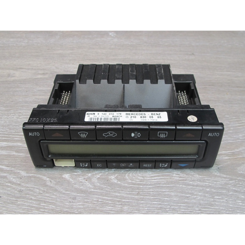 96-99 Mercedes W140 A/C Heater Climate Control Switch Panel 2108300585 OEM