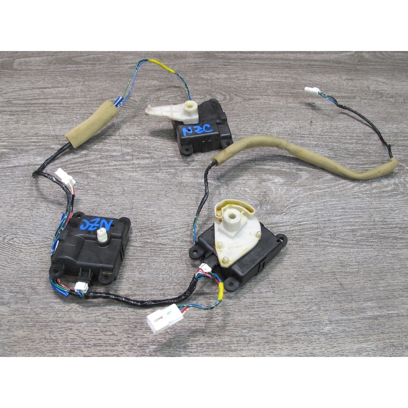 03-05 Nissan 350Z Z33 Set of 3 A/C Heater Vent Flap Actuator Motor w Wiring OEM
