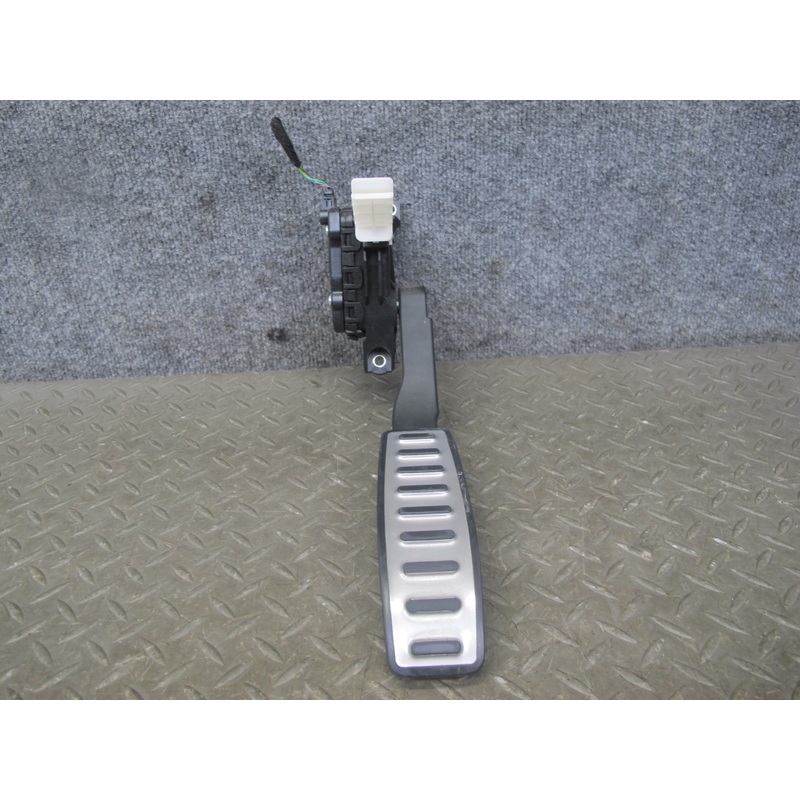 2008-2010 Porsche Cayenne 957 Gas Throttle Accelerator Pedal 7L0723507D