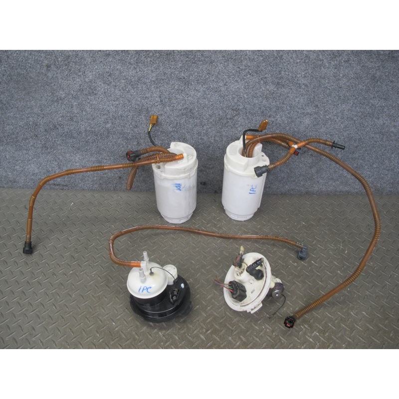 2008-2010 Porsche Cayenne 957 Right & Left Side Fuel Gas Pressure Pump Assembly