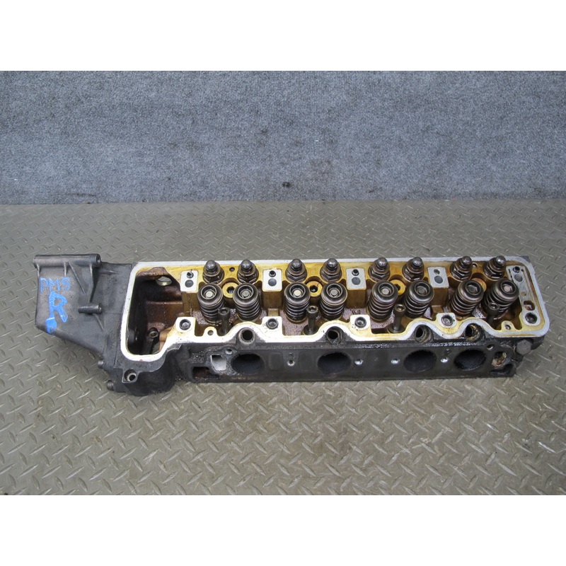 86-91 Mercedes W126 C126 5.6L M117 117.968 Engine Right Cylinder Head OEM