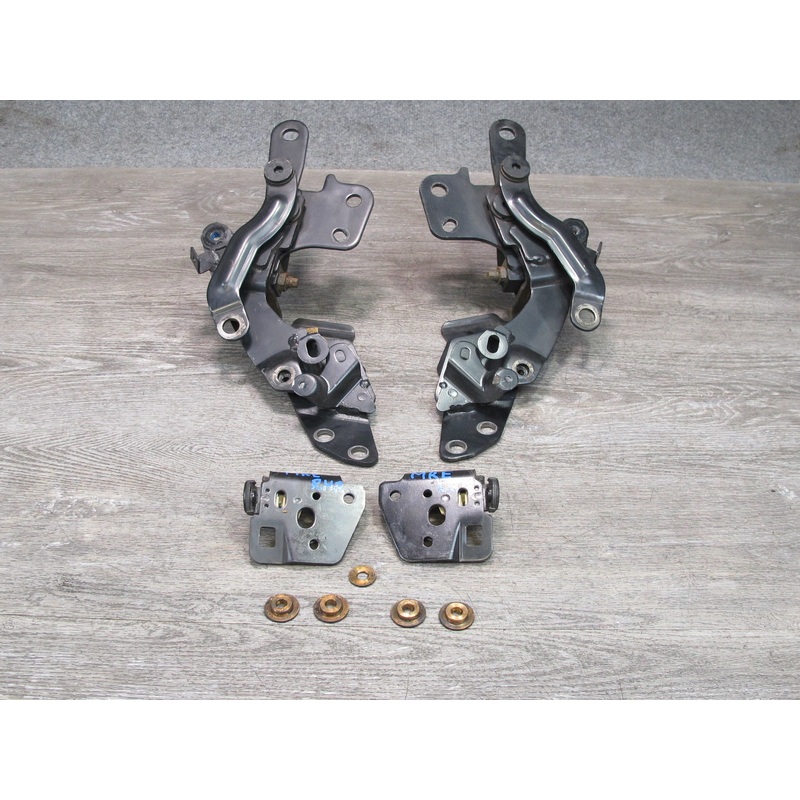 88-91 Mazda RX7 Convertible Set of 2 Soft TOP Roof Hinge w Brackets OEM