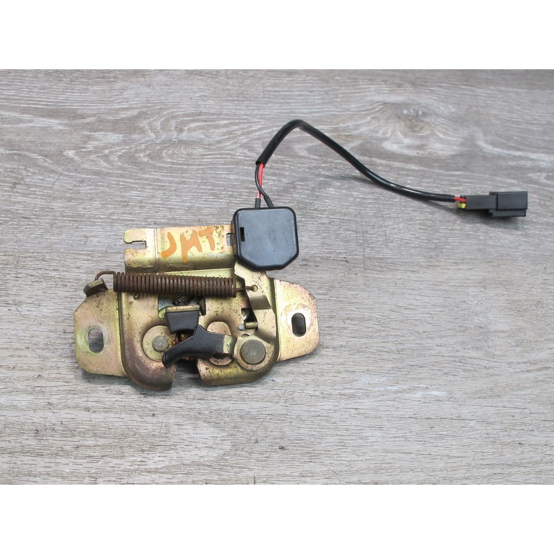 91-99 Mitsubishi 3000GT Rear Trunk Lid Lock Latch OEM