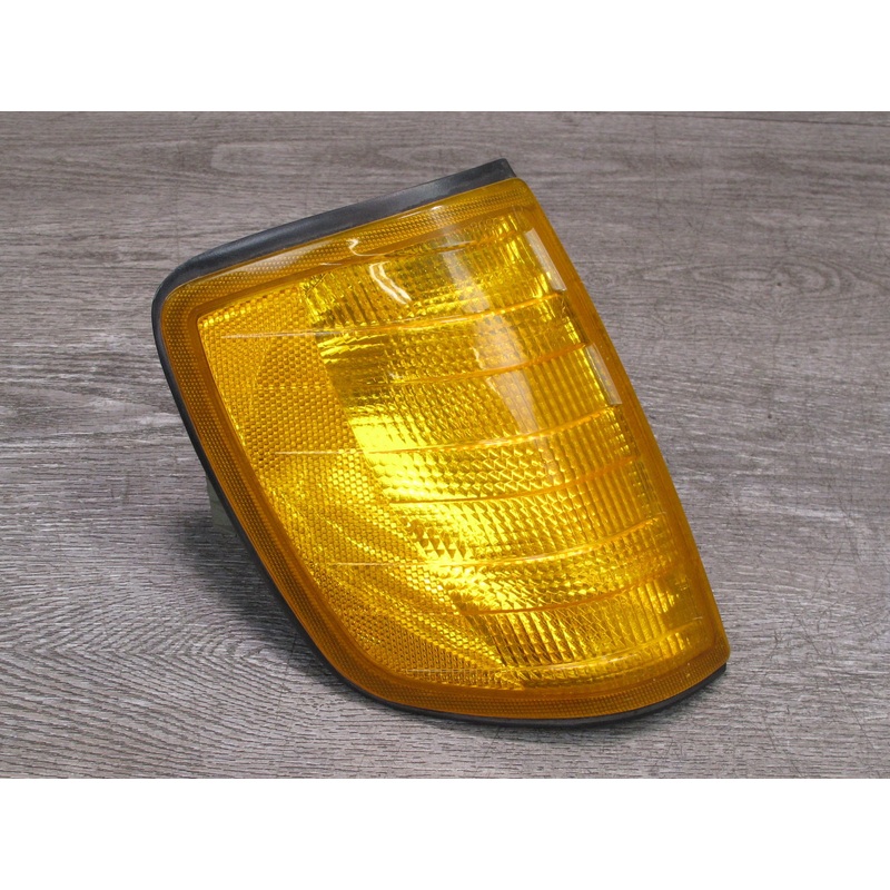 94-99 Mercedes W140 Front Right Turn Signal Light Lamp 1305233109 OEM