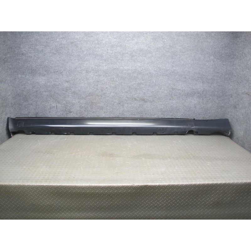 94-99 Mercedes W140 Sedan Right Side Skirt Rocker Panel Molding Black OEM