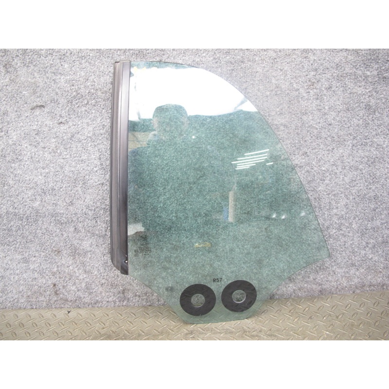 09-15 Mini Cooper R57 Convertible Rear Left Quarter Glass Window OEM