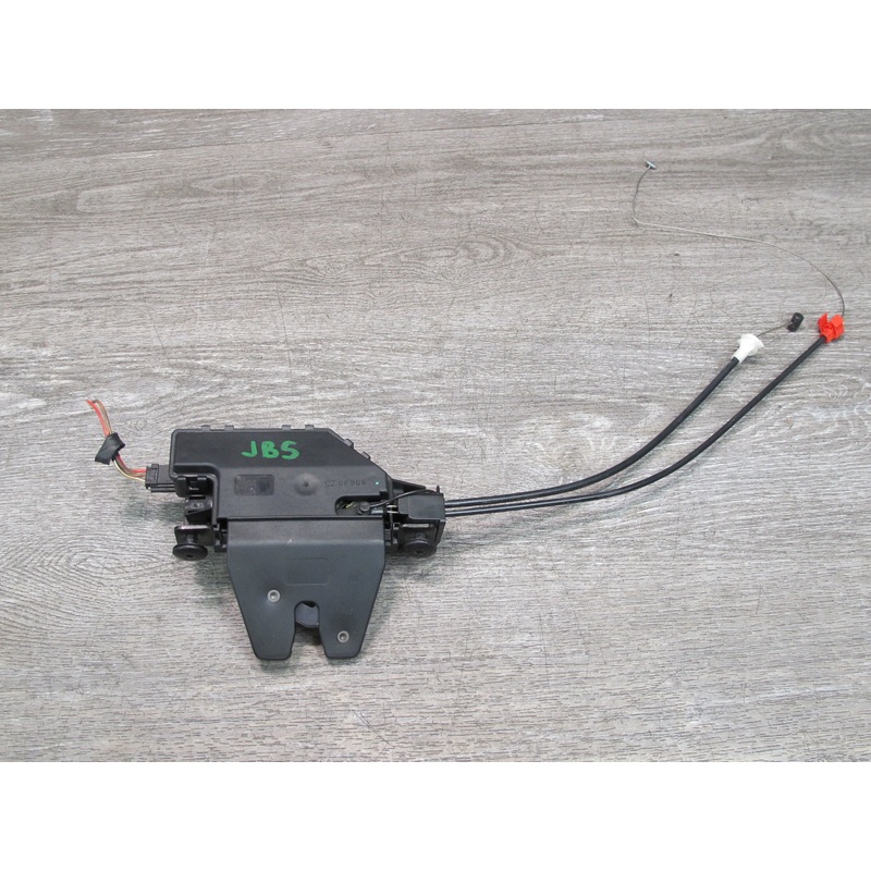 2006-2010 BMW E63 Rear Trunk Lid Lock Latch Actuator 8196401 OEM