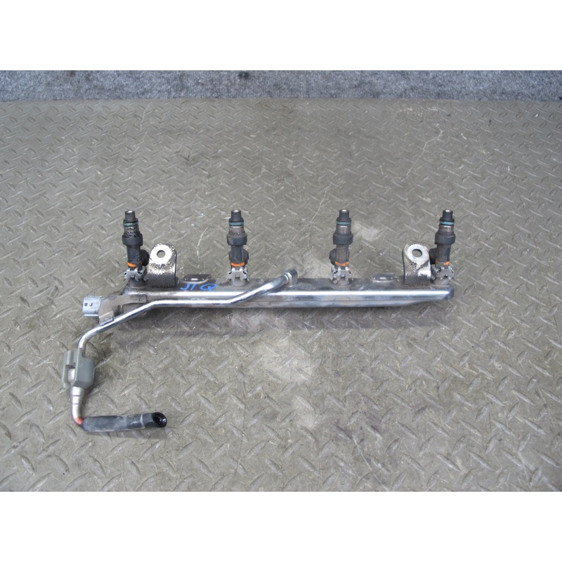 2014-2016 Infiniti QX60 2.5L Hybrid Fuel Rail Injector Set