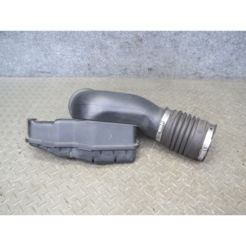 95-96 Lexus UZZ30L SC400 Air Intake Resonator Hose Pipe OEM