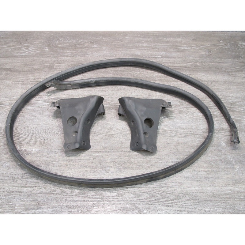 04-09 Nissan 350Z Z33 Convertible TOP Roof Weatherstrip Seal Gasket OEM