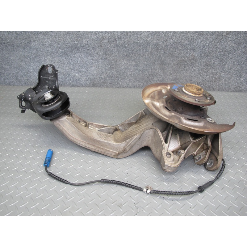 07-13 Mini Cooper R55 R56 R57 R58 Rear Left Knuckle Wheel Hub Trailing Arm OEM