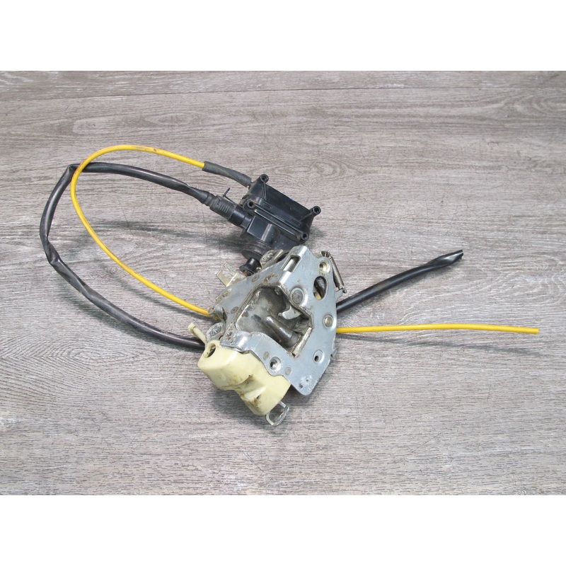 84-91 Mercedes W126 C126 Coupe Left Door Lock Latch Actuator OEM