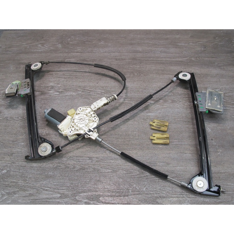 03-12 Mercedes R230 Sl-class Right Passenger Door Window Regulator w Motor OEM