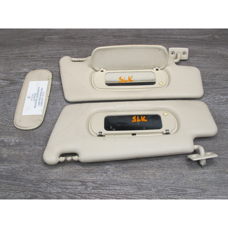 07-12 Mercedes R230 Sl-class Set of 2 Front Left & Right Sun Visor Beige Damaged