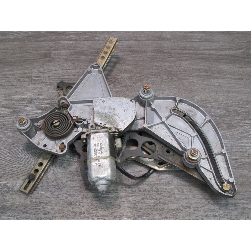 86-91 Mercedes W126 C126 Coupe Rear Right Quarter Window Regulator w Motor OEM