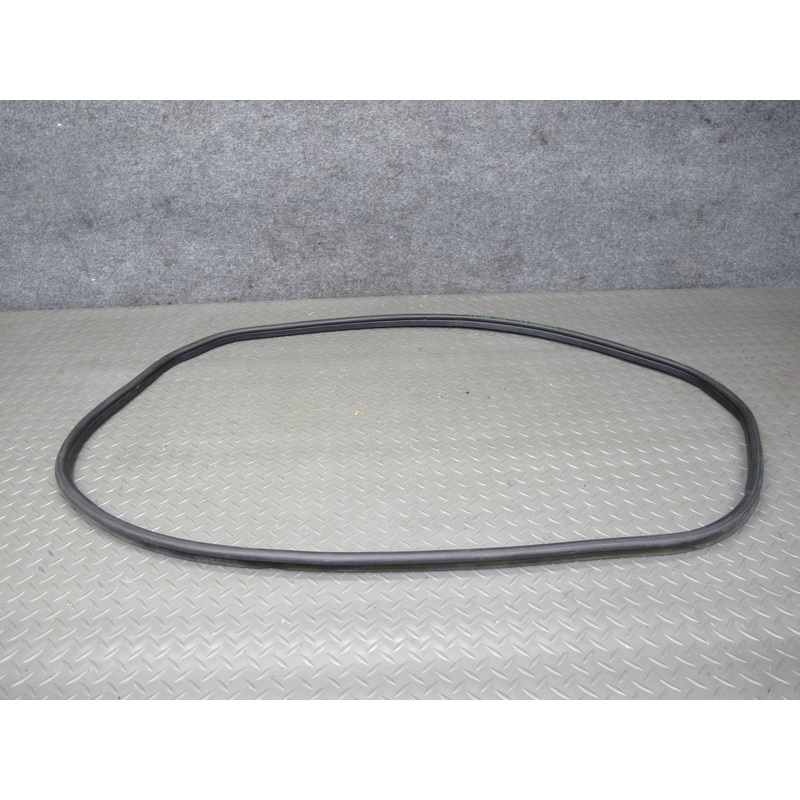 91-95 Toyota SW21L MR2 Rear Luggage Trunk Lid Weatherstrip Rubber Seal OEM