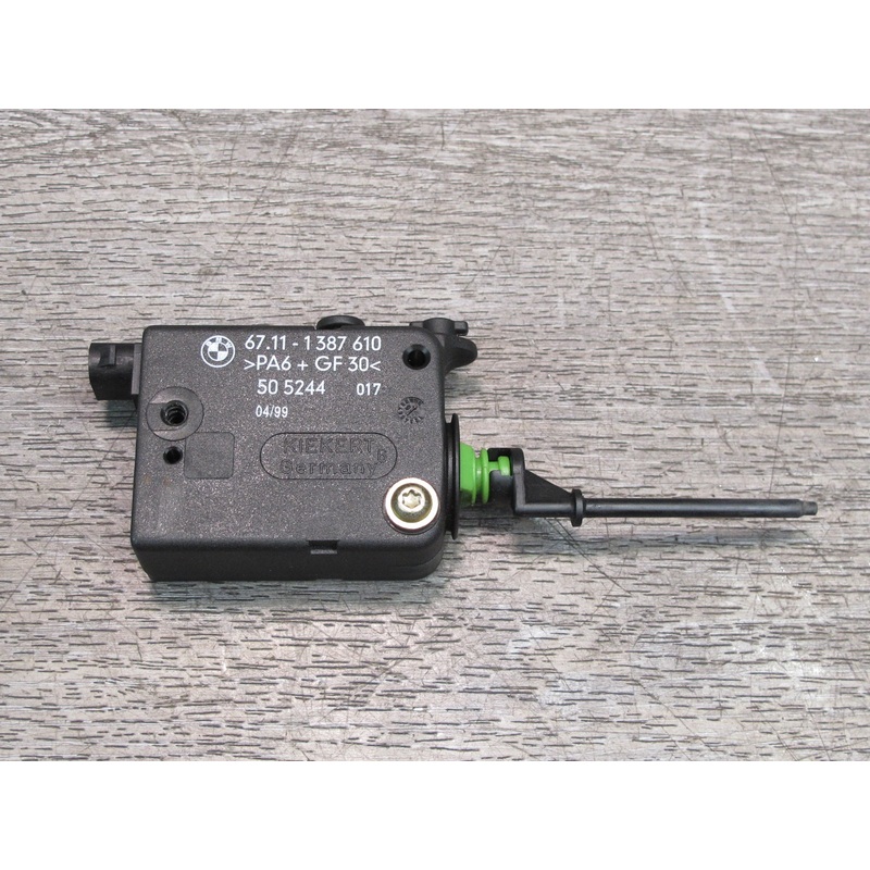 96-99 BMW E36 3-SERIES Fuel Tank Filler Door Actuator 1387610 OEM