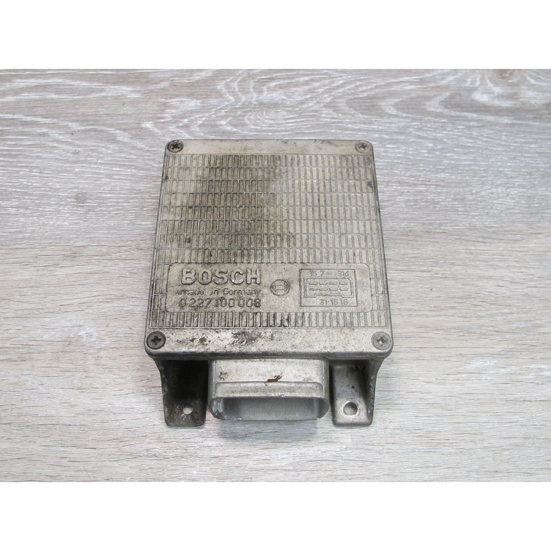 1979-1984 Porsche 928 S Bosch Ignition Control Module Unit