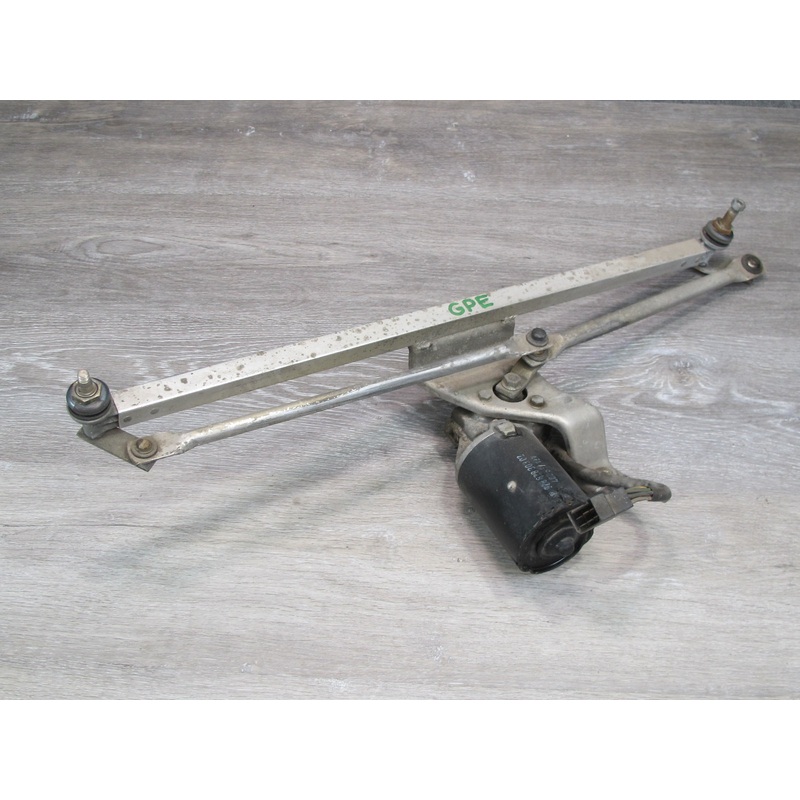 1983-1986 Porsche 928 S Front Windshield Wiper Transmission Linkage W/ Motor