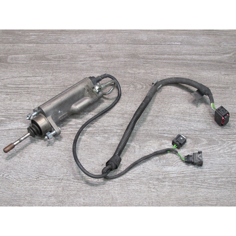 2006-2010 BMW E63 E64 M6 SMG Transmission Clutch Slave Hydraulic Cylinder