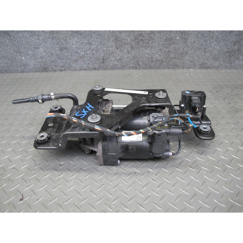 2008-2014 BMW E71 E72 X6 Air Suspension Compressor Pump 6789938