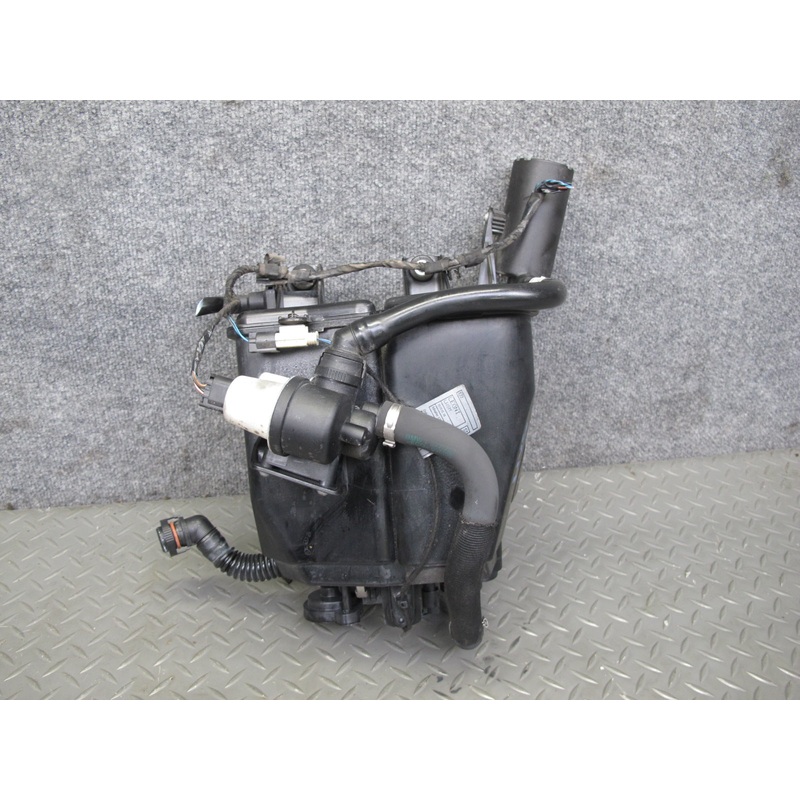 2010-2011 BMW E72 X6 Hybrid Fuel Evap Vapor Charcoal Canister 7217031